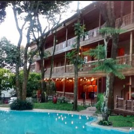 Woods N Spice - Thekkady Hotel Kumily Exterior photo