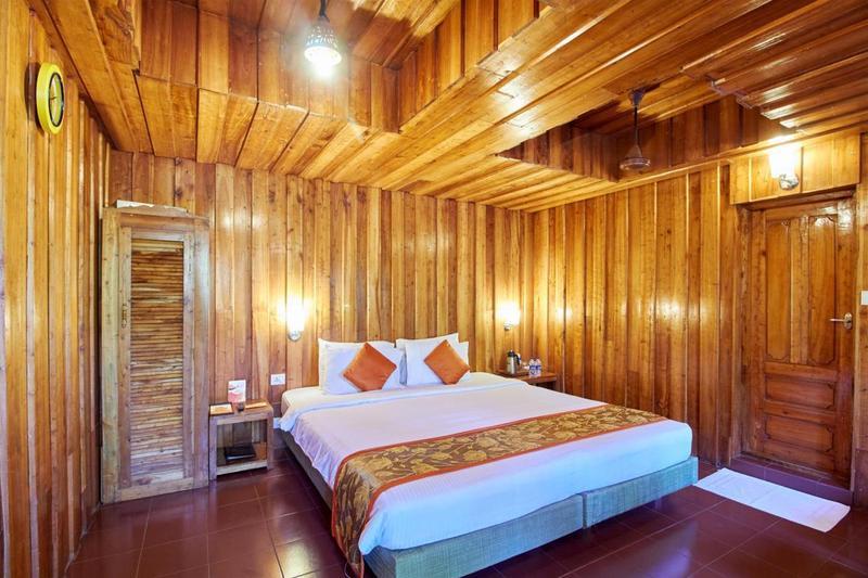 Woods N Spice - Thekkady Hotel Kumily Exterior photo