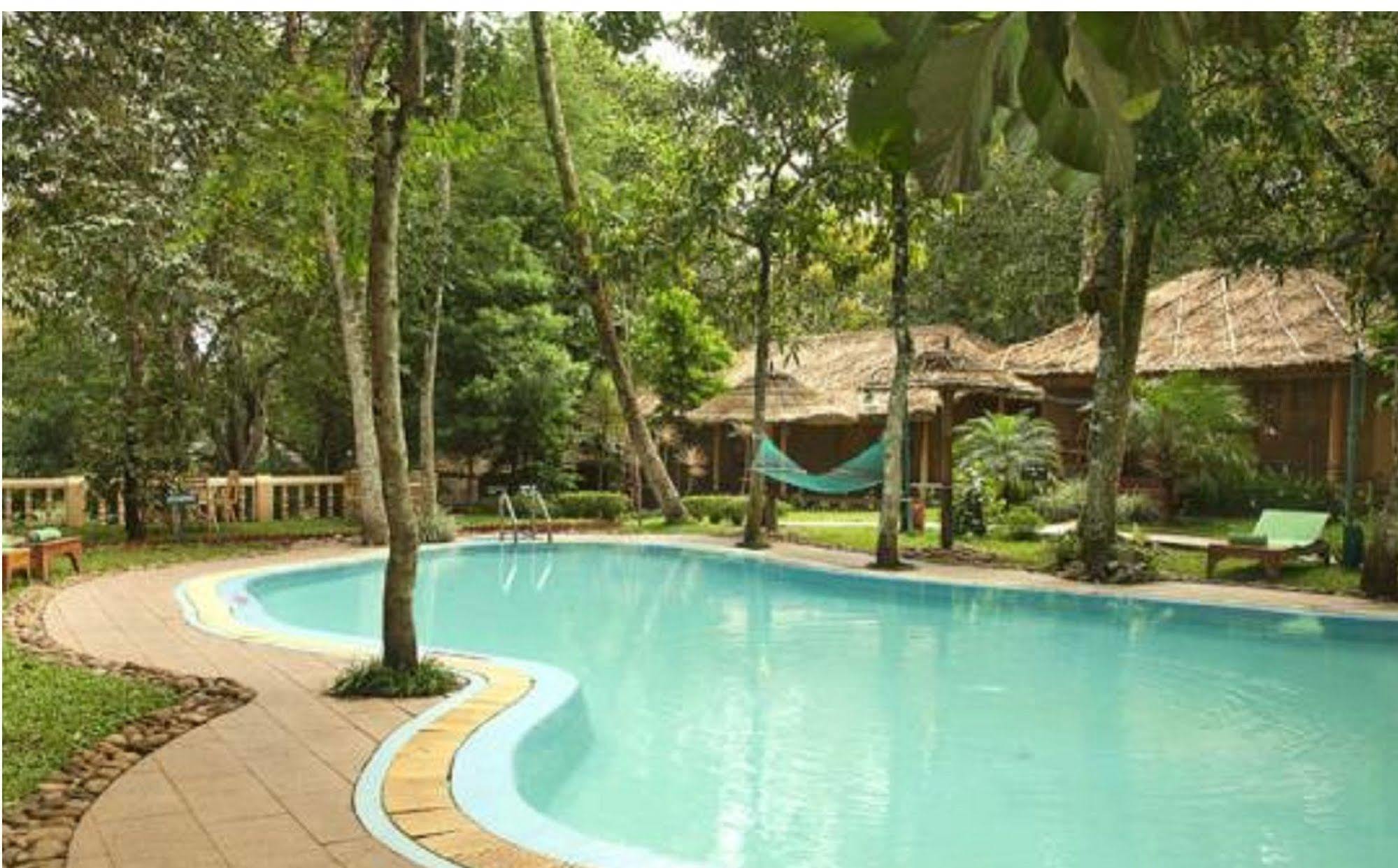 Woods N Spice - Thekkady Hotel Kumily Exterior photo